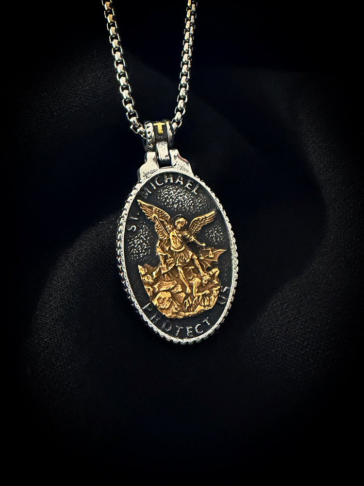 "St. Michael - Protect us" Halskette